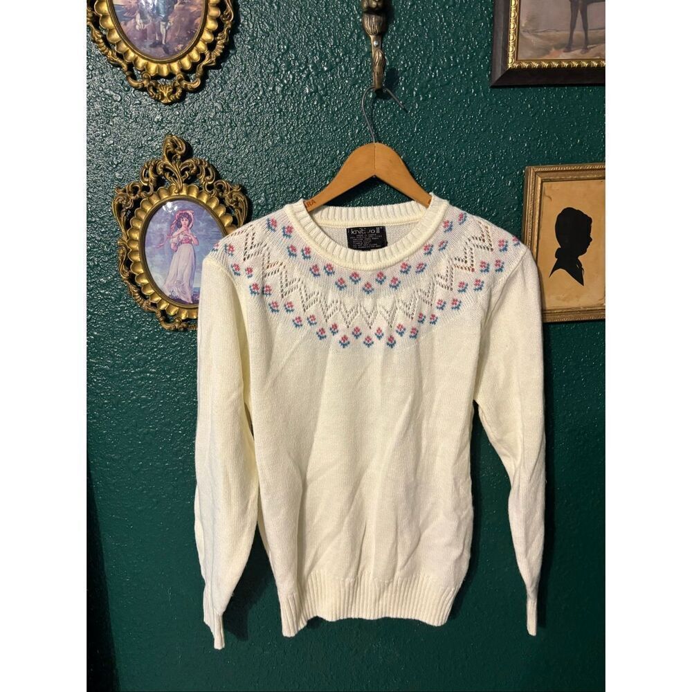 Vintage Cottage Core White Knit Sweater Sz Medium